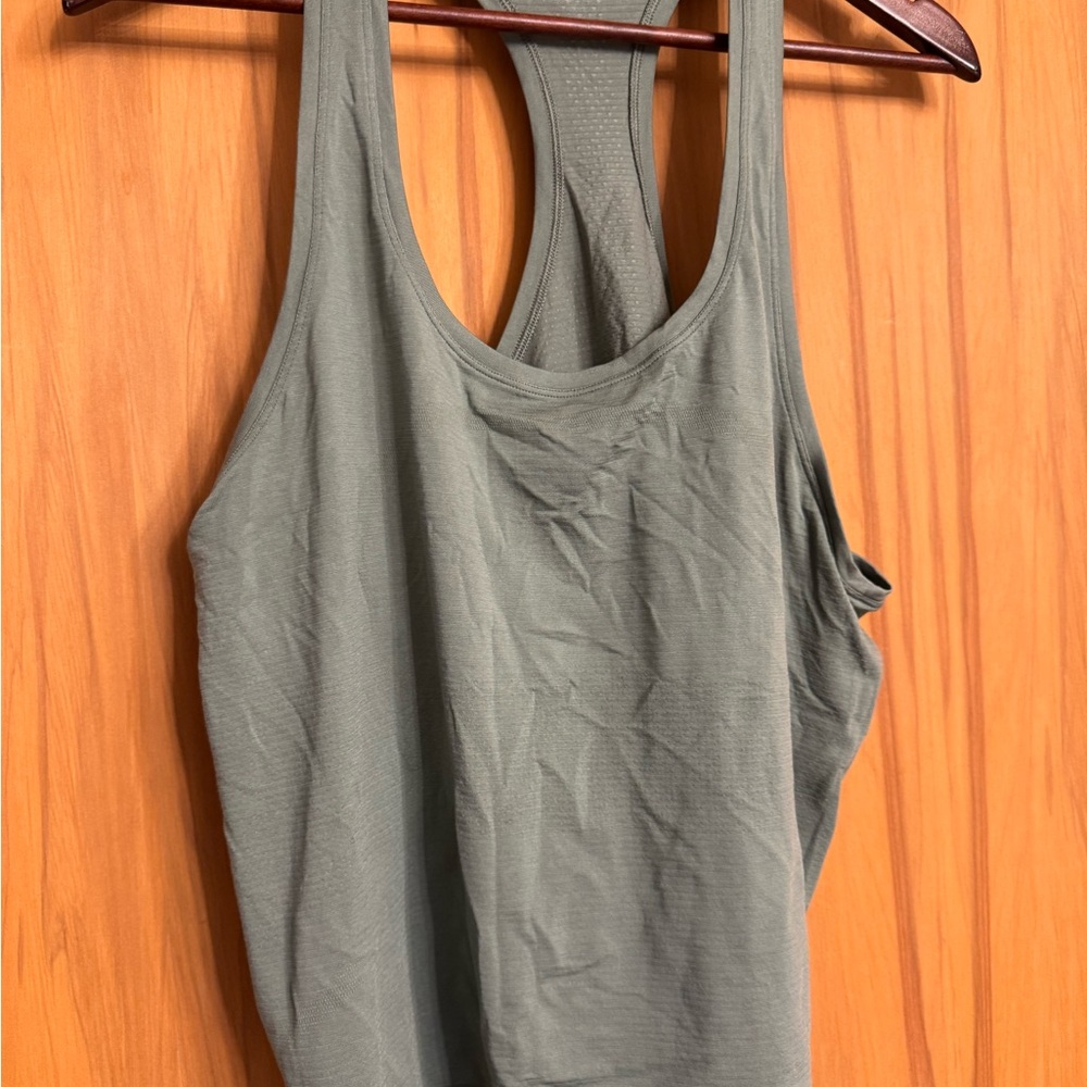 Women's Lululemon Tank